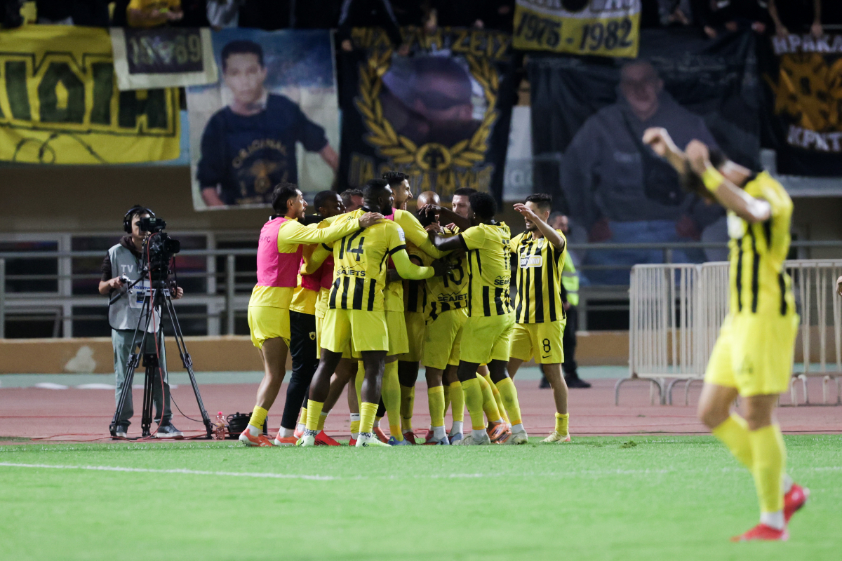 Χαμός με πρώην ”άσφαιρο” παίκτη της ΑΕΚ! Σκόραρε και εγινε πανικός