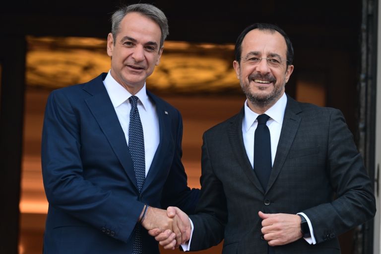 Μητσοτάκης – Χριστοδουλίδης: «Ελλάδα και Κύπρος μαζί για μια ισχυρή Ευρώπη και σταθερή Ανατολική Μεσόγειο»