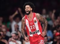 Ολυμπιακός – Ζάλγκιρις Κάουνας 95-78: Νίκη με… πικρή γεύση – Σοκ με τον σοβαρό τραυματισμό του Κίναν Έβανς