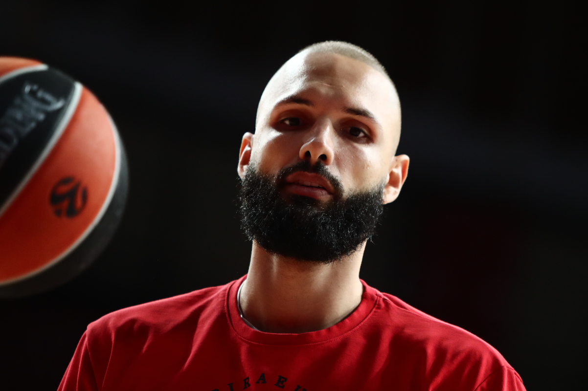 Ολυμπιακός: «Μπλόκο» 5 εκατομμυρίων ευρώ από τη Nova – Η μεγαλύτερη χορηγία στην ιστορία της ΚΑΕ!