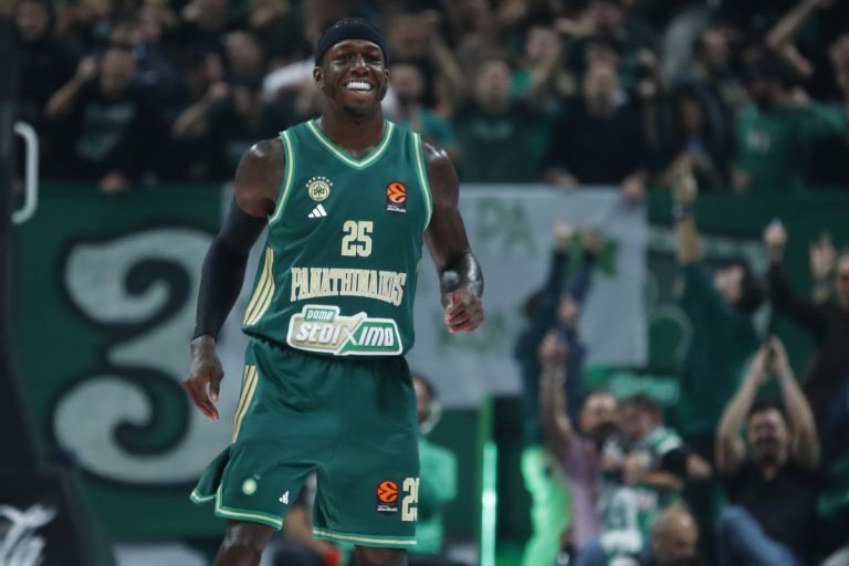 ΝΑΝ ΒΟΜΒΑ: «Ο Παναθηναϊκός είναι το σπίτι μου – Θέλω τη φανέλα μου να κρεμαστεί στο ΟΑΚΑ!»