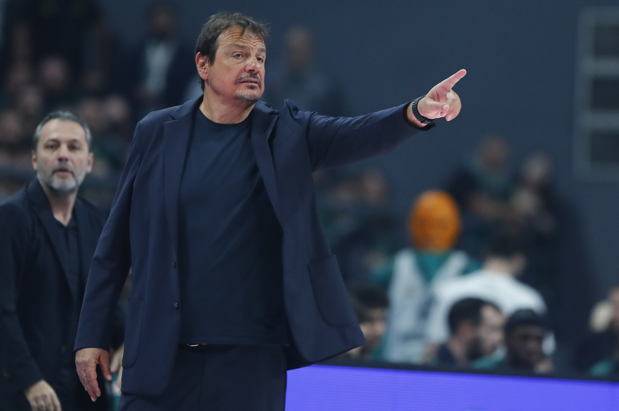 ΑΤΑΜΑΝ ΒΟΜΒΑ: «Ο … δεν θα παίξει με Βοσνία – Θα τον ρισκάρουμε με Ελβετία!»