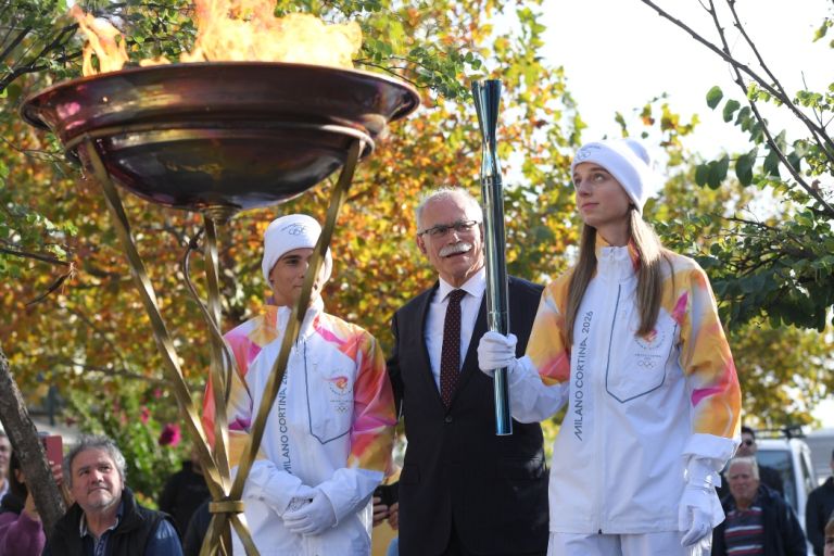 Πραγματοποιήθηκε η Αφή της Φλόγας για τους Ολυμπιακούς Αγώνες Μιλάνο-Κορτίνα