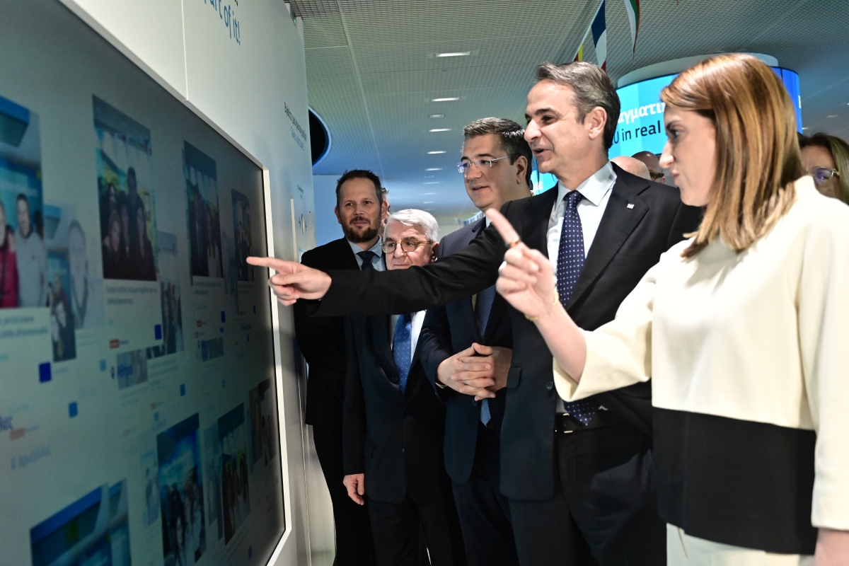 Μητσοτάκης και Μέτσολα στα εγκαίνια του Europa Experience: Είμαστε ισχυρότεροι όταν είμαστε ενωμένοι