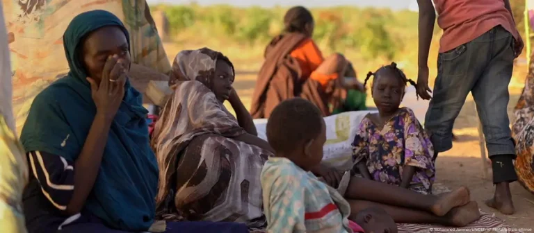 Σουδάν: Ο ρόλος Αιγύπτου, ΗΑΕ, Ιράν και Τουρκίας στον πόλεμο – Υπάρχει διέξοδος;