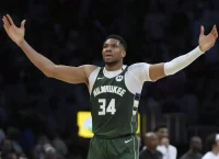 Γιάννης Αντετοκούνμπο: Ο Greek Freak επιστρέφει μετά από 10+ μέρες, αλλά οι Μπακς «τρέμουν» χωρίς αυτόν