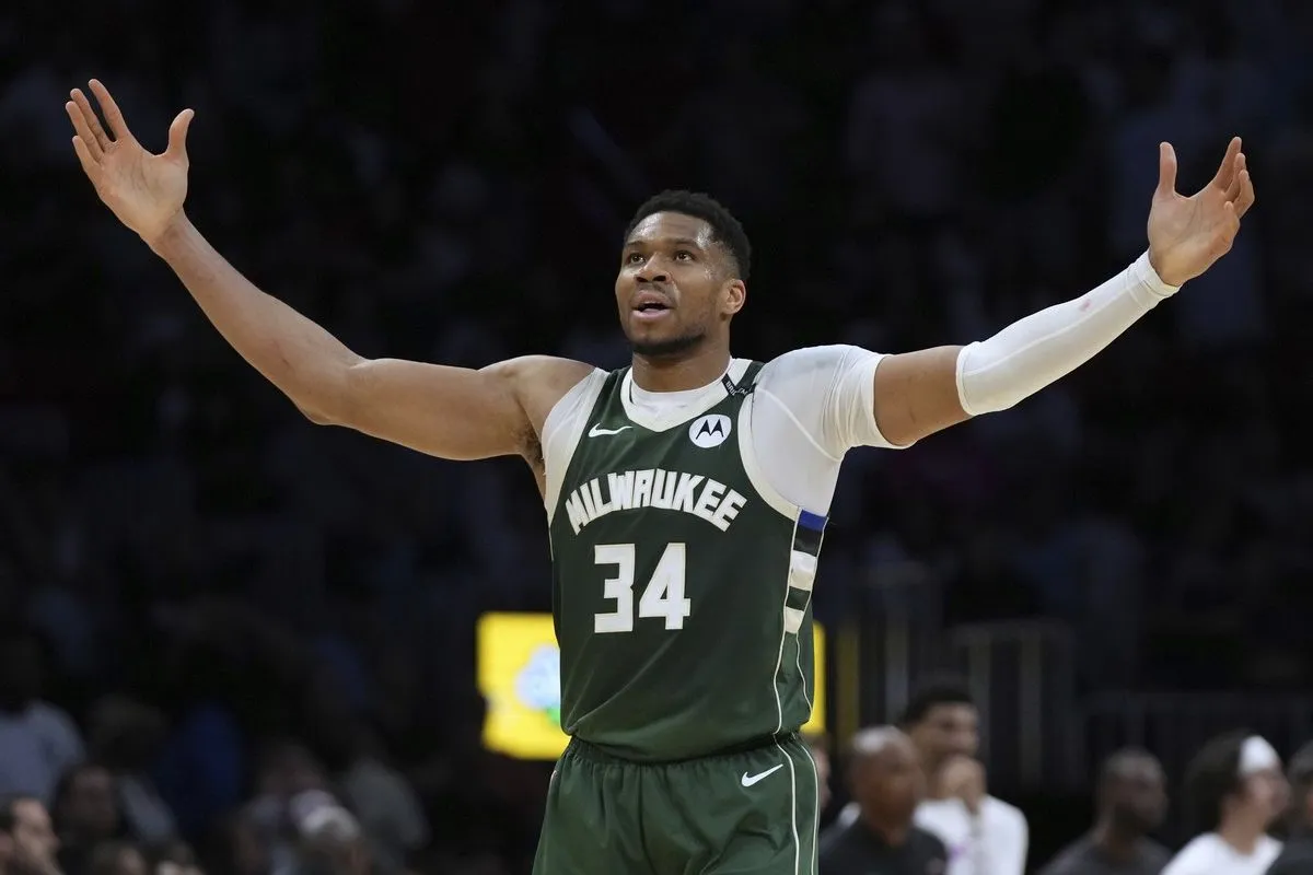 Γιάννης Αντετοκούνμπο: Ο Greek Freak επιστρέφει μετά από 10+ μέρες, αλλά οι Μπακς «τρέμουν» χωρίς αυτόν
