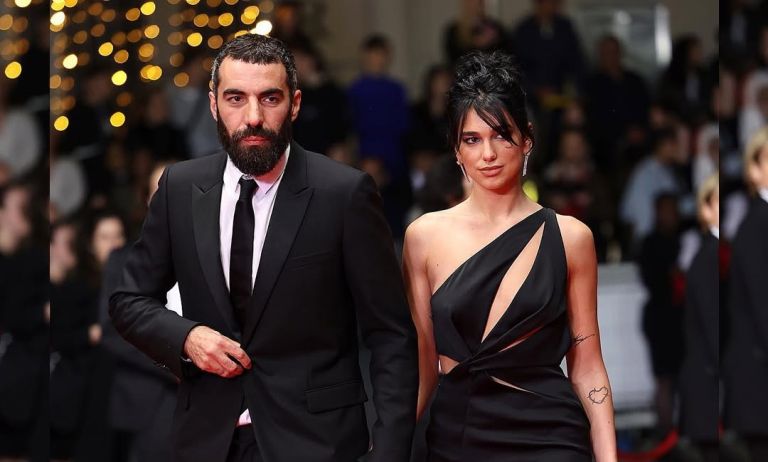 Τι Συμβαίνει με τον Ρομέν Γαβρά: Μετά τη Ντούα Λίπα και η Ραταϊκόφσκι Υπέκυψε στη Γοητεία του