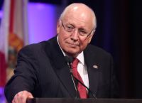 Ο Ντικ Τσέινι έφυγε στα 84: Από το Κογκρέσο ως τον Λευκό Οίκο, ο θρύλος της εξουσίας