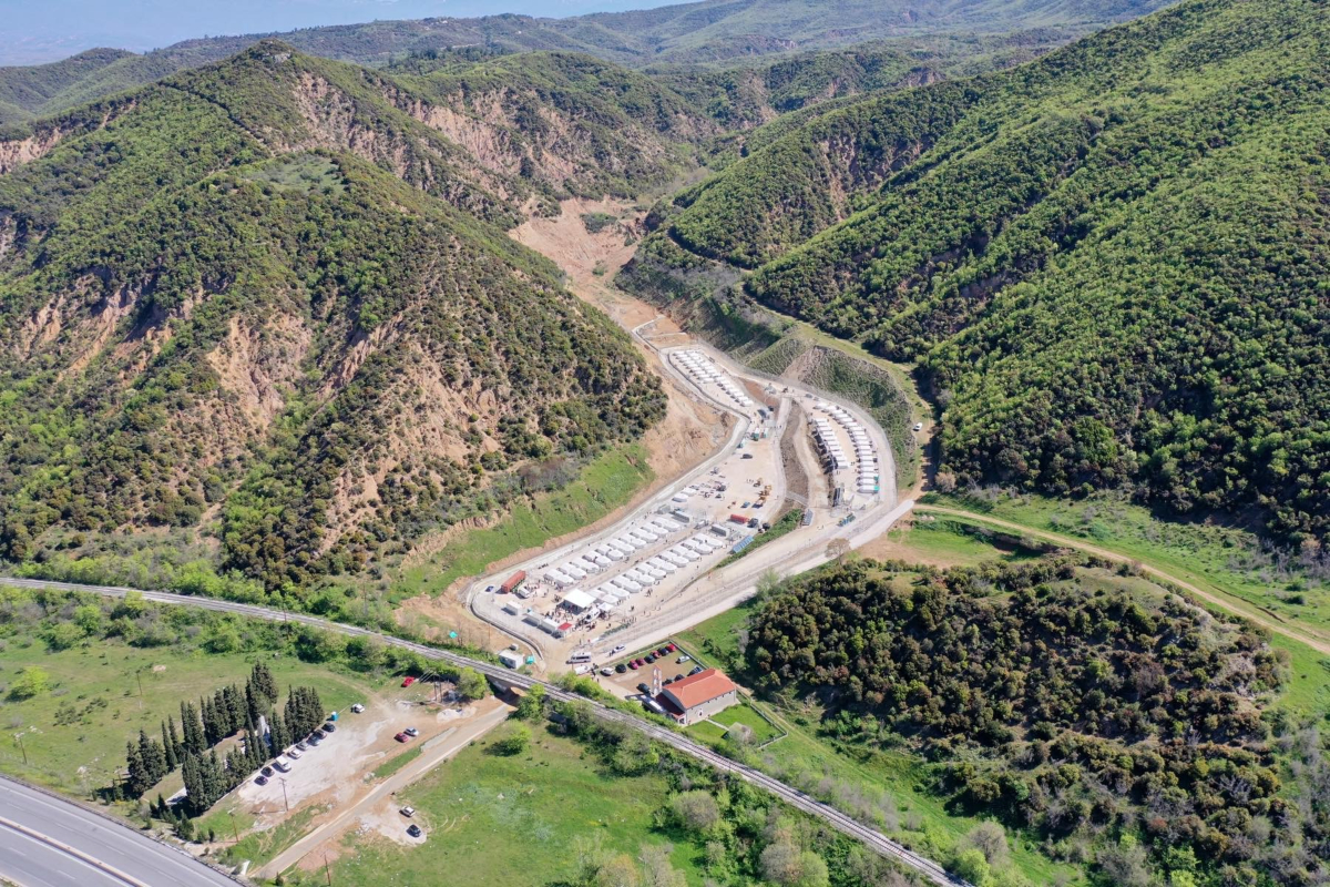 Εξέγερση στο Κλειδί Σερρών: Μετανάστες ξήλωσαν περίφραξη μετά από αρνητικές αποφάσεις ασύλου