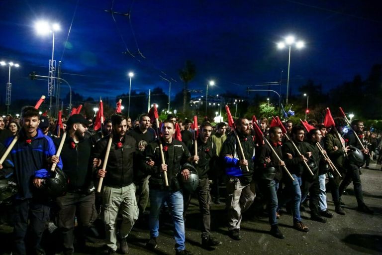 Πολυτεχνείο 2025: Χιλιάδες στους δρόμους – Η μεγαλύτερη πορεία μετά από χρόνια