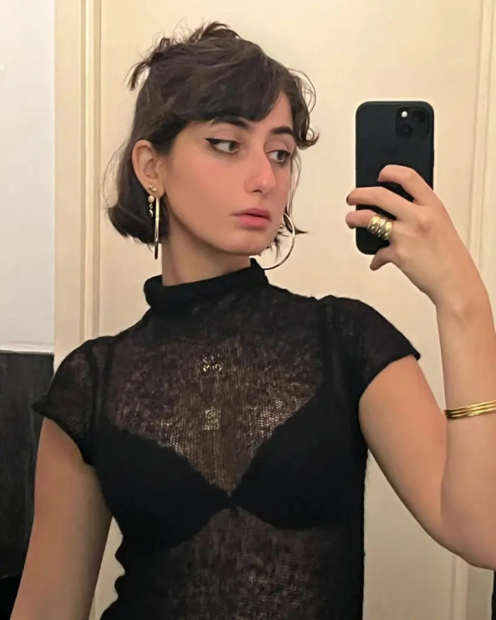 ΡΑΜΑ ΝΤΟΥΟΥΑΤΖΙ: Η 28χρονη Σύρια καλλιτέχνης που γίνεται Πρώτη Κυρία της Νέας Υόρκης