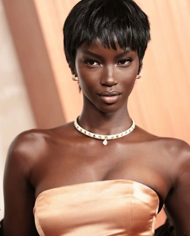 ANOK YAI: Η Σουδανή “θεά” που “έκλεψε” τον τίτλο “Μοντέλο της Χρονιάς