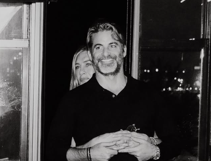 Jennifer Aniston: «Ο Τζιμ βοηθάει τόσους πολλούς – Είναι ξεχωριστός και θέλει να θεραπεύει»