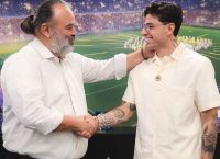 ΡΟΤΑ ΓΙΑ ΠΑΝΤΑ ΣΤΗΝ ΑΕΚ: Τετραετές deal έως 2030 – «Η σημαία της Ένωσης μένει!» [vid]