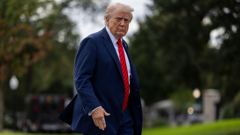 Crypto Empire Τραμπ: Από «Bitcoin Απάτη» σε 864 Εκατ. Δολάρια σε 6 Μήνες!