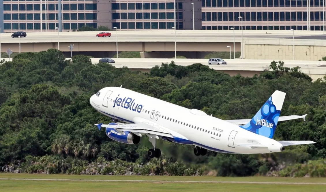 Γιατί η Airbus ανακαλεί περίπου 6.000 αεροπλάνα A320 για αναβάθμιση λογισμικού