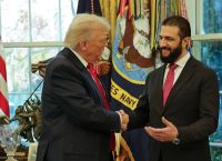 Από τη μαύρη λίστα του FBI στον Λευκό Οίκο: Ο Αλ Σαράα και η νέα εποχή για τη Συρία υπό την αιγίδα Τραμπ