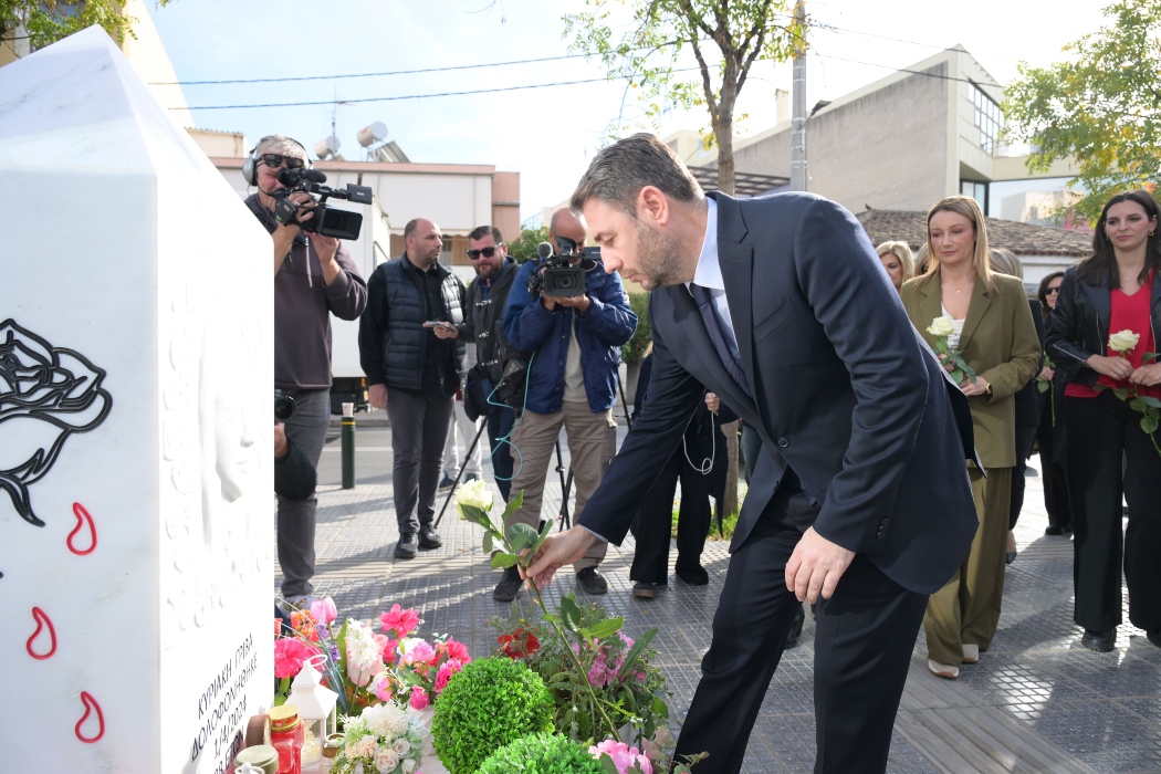 Ανδρουλάκης για βία κατά των γυναικών: «Έχουμε πολλά να κάνουμε και πρέπει να τα κάνουμε τώρα»