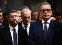 KING-MAKERS, ΞΕΠΕΡΑΣΜΕΝΟΙ — Το παίγνιο της μεταπολίτευσης δεν σηκώνει πια μαριονέτες