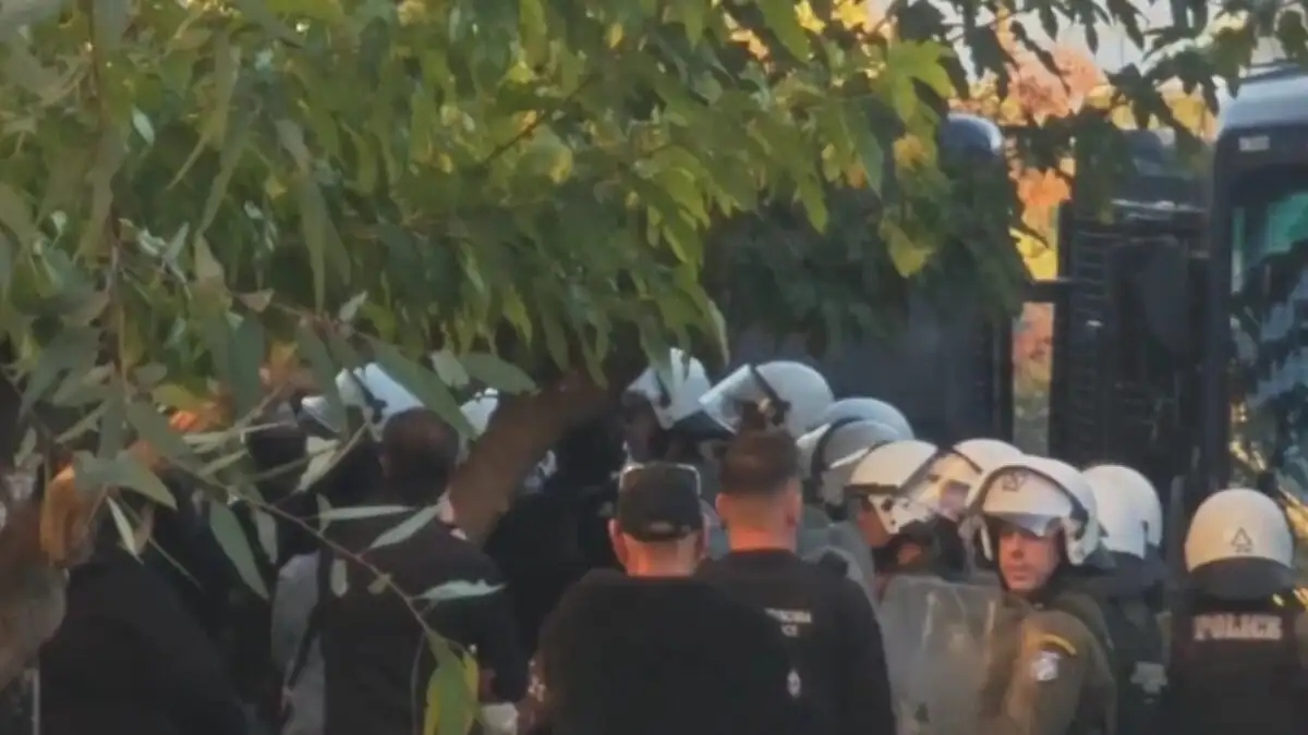 “ΣΟΚ στην Αττική: 44 ‘Υπάλληλοι ΔΕΔΔΗΕ’ Διώκονται για 1.000+ Απάτες – Οργανωμένο Έγκλημα!”