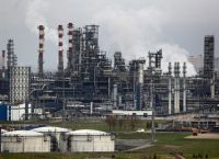 Ρωσία: Στάση στις εξαγωγές πετρελαίου από το Νοβοροσίσκ μετά το ουκρανικό πλήγμα