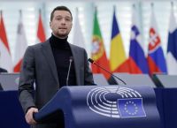 Γαλλία 2027: Στη σέντρα ο Μπαρντελά – Ακροδεξιός φαβορί στον πρώτο γύρο των εκλογών