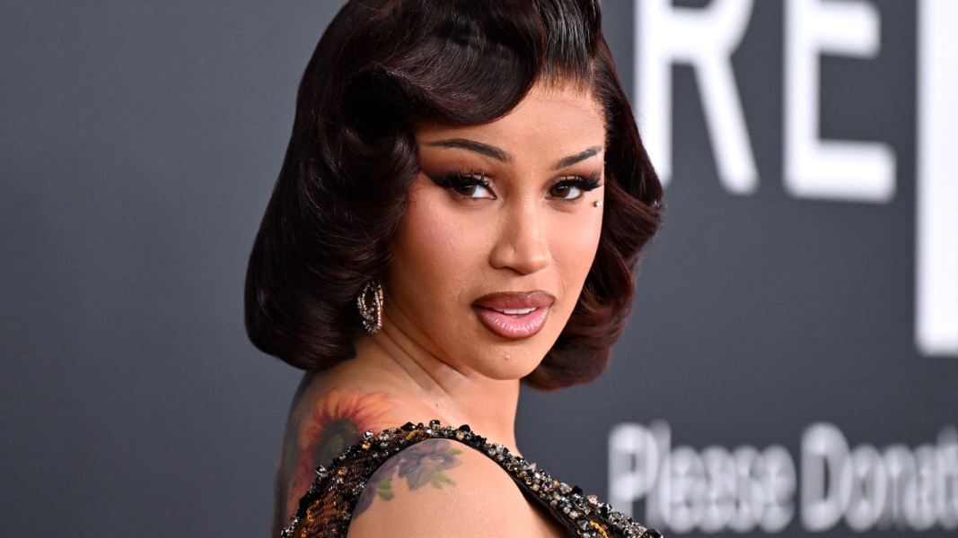 Cardi B: Γεννήθηκε το πρώτο παιδί της με τον αστέρα του NFL Στέφον Ντιγκς