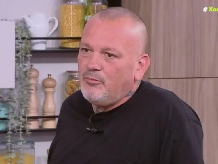 Σκαρμούτσος: Η μάχη με τις ουσίες και η επιστροφή στη ζωή: “Είχα πιάσει πάτο και είχαν απομακρυνθεί όλοι”