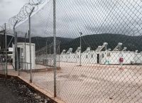 Εξέγερση σε δομή μεταναστών στις Σέρρες: Έκοψαν τα πλέγματα και προσπάθησαν να φύγουν