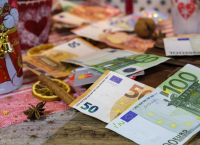 ΑΝΑΤΡΟΠΗ φέτος με το δώρο Χριστουγέννων – Νωρίτερα οι πληρωμές [Ημερομηνία]