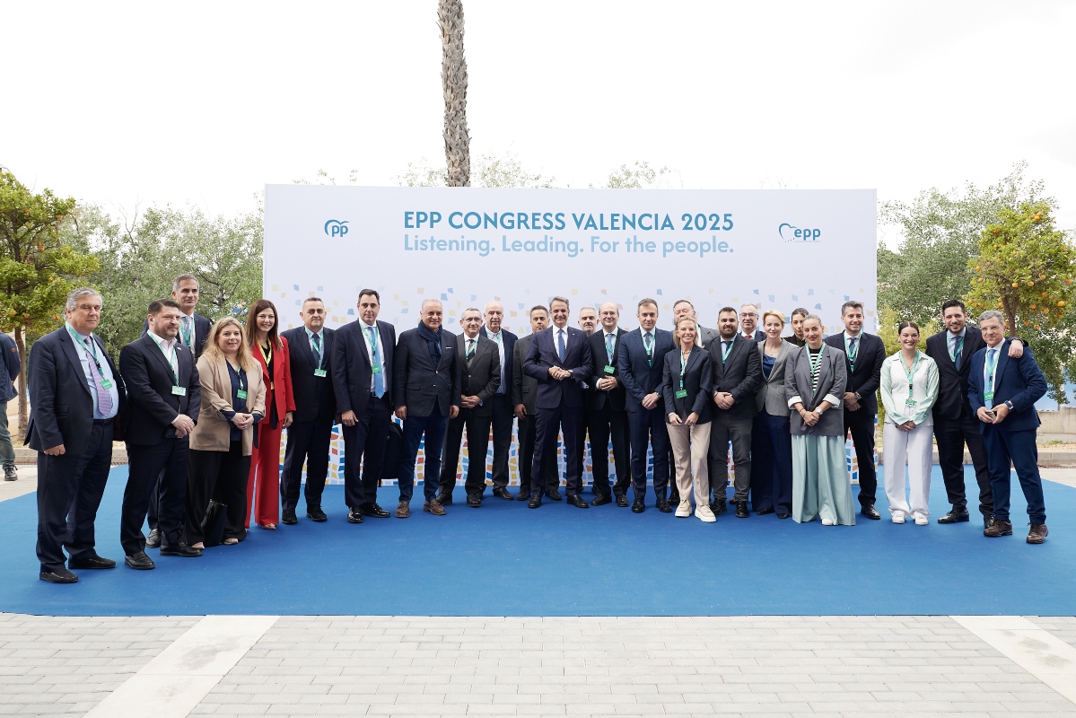 Η Δεξιά Στροφή του ΕΛΚ: Συμμαχία με Άκρα Δεξιά για να Σπάσει την Πράσινη Ατζέντα