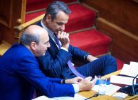 Κρίση στα ΕΛΤΑ: «Καίγεται» η μεταρρύθμιση – Σκλήκας εκτός, Μητσοτάκης και Χατζηδάκης σε πανικό