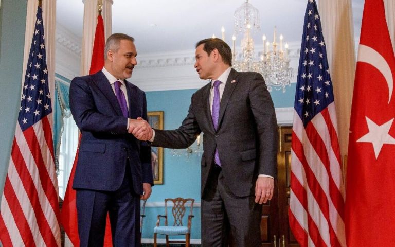 Διπλωματικό Σοκ: Ο Τραμπ Ζητά από την Τουρκία να Σταματήσει τις Εισαγωγές Ρωσικών Υδρογονανθράκων