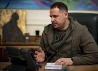 Παραίτηση–σοκ του Γερμάκ στη σκιά γεωπολιτικών πιέσεων: Πόσο «εξωγενής» είναι η κρίση στο Κίεβο;