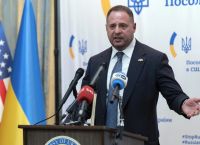 Ουκρανία: Έφοδος των ερευνητών διαφθοράς στον προσωπάρχη του Ζελένσκι, Αντρίι Γέρμακ