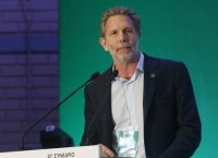 Geroulanos shakes up PASOK: Call for democratic explosion and new strategy for Greece’s center-left