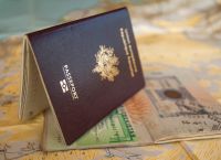 Golden Visa: «Ξεπαγώνουν» οι επενδύσεις – Νέο πλαίσιο για εξέταση αιτήσεων και ευκαιρίες στην αγορά ακινήτων