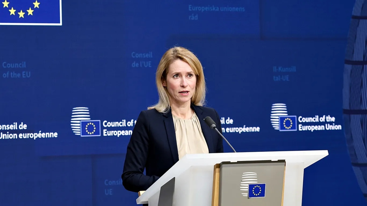 ΕΕ: Νέες κυρώσεις και σχέδιο δύο σημείων κατά της Ρωσίας