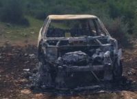 Βοιωτία: Απανθρακωμένος άνδρας βρέθηκε δεμένος σε καμένο αυτοκίνητο–Τα σενάρια που εξετάζει η ΕΛ.ΑΣ.