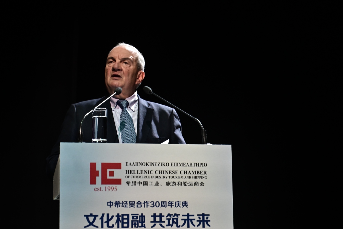 Καραμανλής: Οι σχέσεις Ελλάδας & Κίνας παράγουν αμοιβαία οφέλη-Η έμμεση απάντηση στις δηλώσεις Γκίλφοϊλ