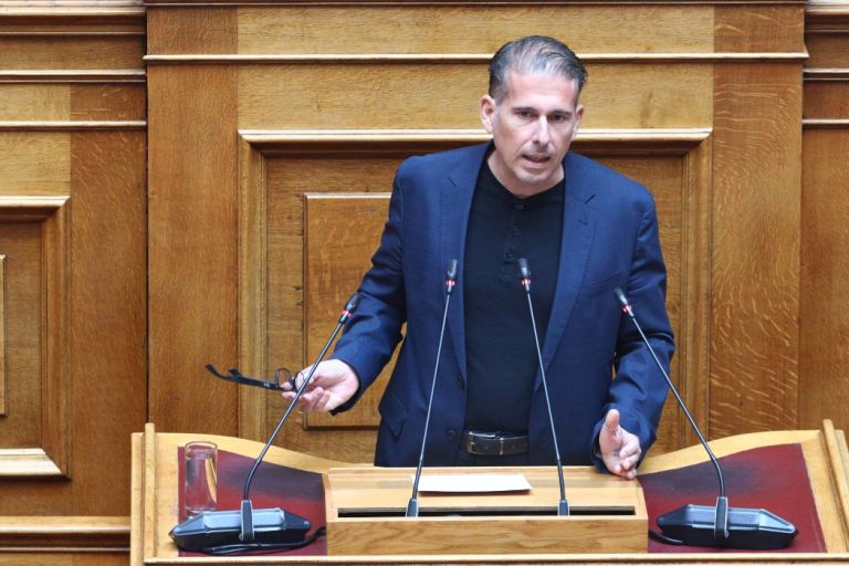 Παραιτήθηκε o Διαμαντής Καραναστάσης από βουλευτής της «Πλεύσης Ελευθερίας»