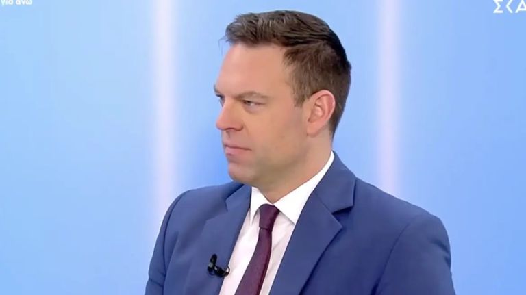 Αιχμηρό σχόλιο Κασσελάκη για τον Τσίπρα: Προσβολή για τα άλογα να λέμε ότι έρχεται καλπάζοντας