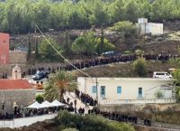 Ουρλιαχτά και οδύνη στην κηδεία του 39χρονου στα Βορίζια: «Σ’ αγαπώ! Σ’ αγαπώ μ’ ακούς;»