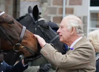 Βασιλικοί εκπαιδευτές σε πόλεμο με το υπουργείο Οικονομικών: «Μην καταστρέψετε τις ιπποδρομίες»