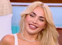 Κόνι Μεταξά: Άλλαξε έγινε μια άλλη! Με νέο look και τον πιο γλυκό «συμπρωταγωνιστή»