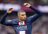 Ο Εμπαπέ μηνύει την Παρί Σ.Ζ. για 240 εκ., ο σύλλογος απαιτεί 180 εκ.