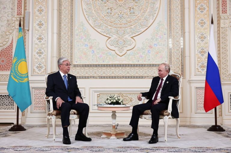 Καζακστάν: Νέος Νόμος κατά «ΛΟΑΤΚΙ Προπαγάνδας» – Στα Ίχνη της Ρωσίας