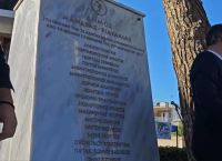 Μάνδρα, 8 χρόνια μετά: Δάκρυα, οργή και τα αποκαλυπτήρια του μνημείου για τις 25 χαμένες ζωές