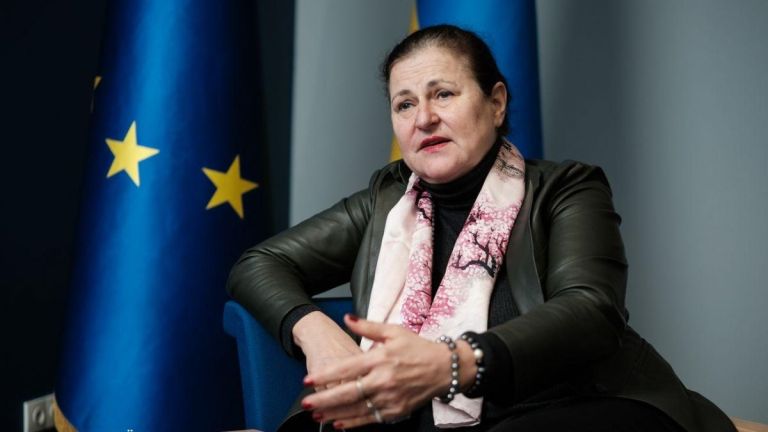 Να προχωρήσει ο διάλογος για τα παγωμένα ρωσικά κεφάλαια ζητάει η πρέσβης της ΕΕ στην Ουκρανία